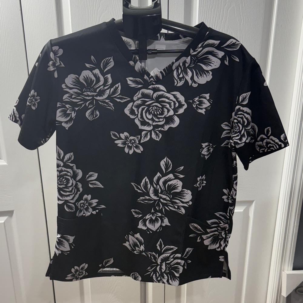 Bundle of 4 - Women's Floral scrub Tops